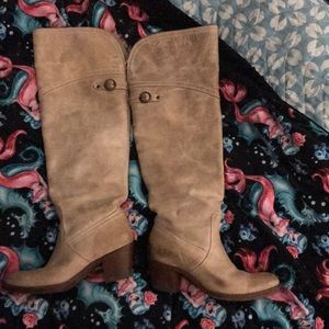 Frye boots. Tan. 6 1/2 great condition